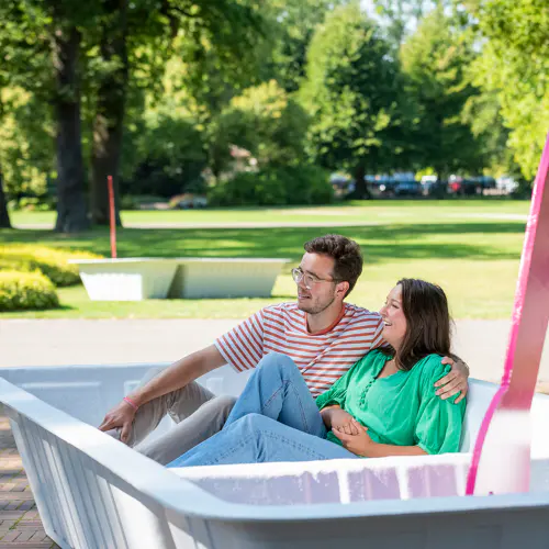 Snacken in de zomer bij het LAM museum